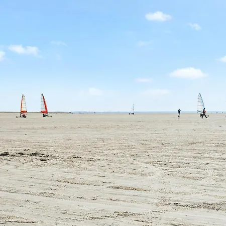 Amazing In Romo With Wifi Holiday home